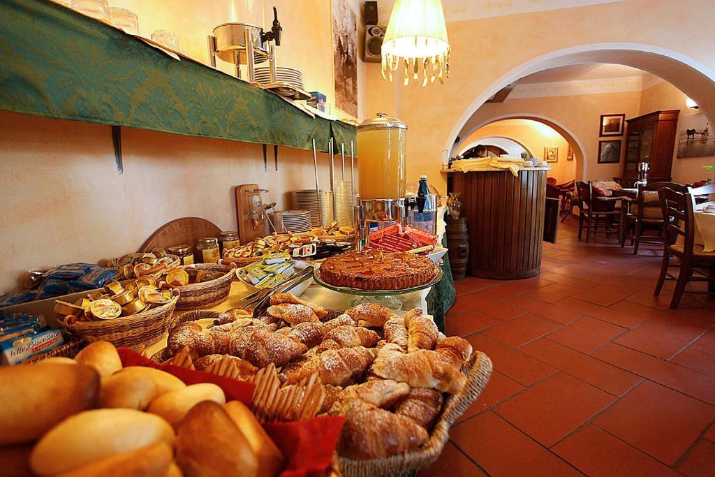Hotel Bambolo Castagneto Carducci Ngoại thất bức ảnh
